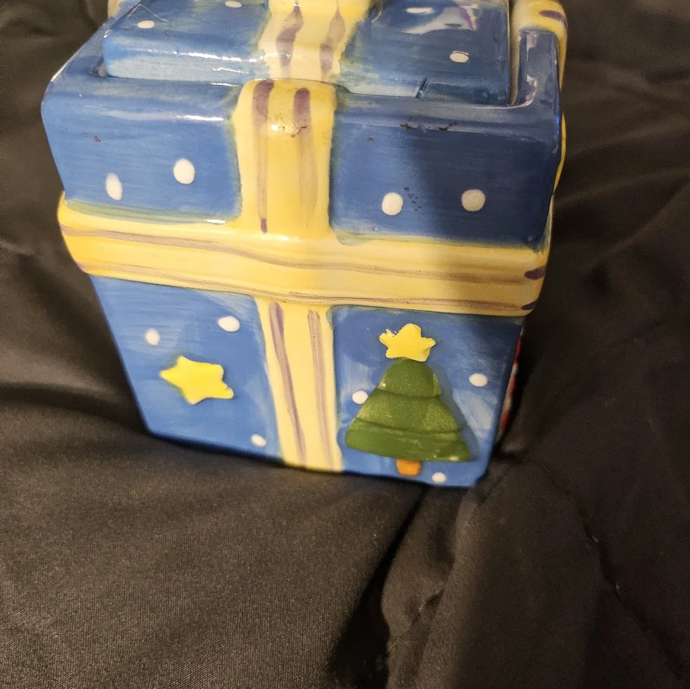 Vintage‎ Ceramic Decoration Christmas Candles (1 missing The Top)
